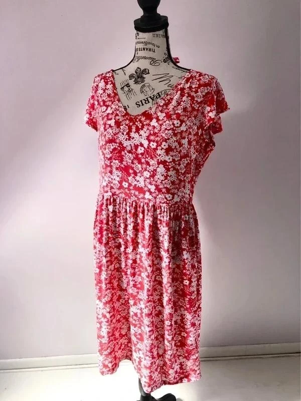🌺 Robe fleurie rouge – In Extenso – T. 40 – Très bon état